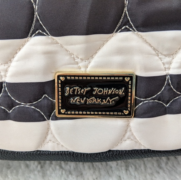 Betsey Johnson Striped Heart Quilted Purse - Picture 2 of 6